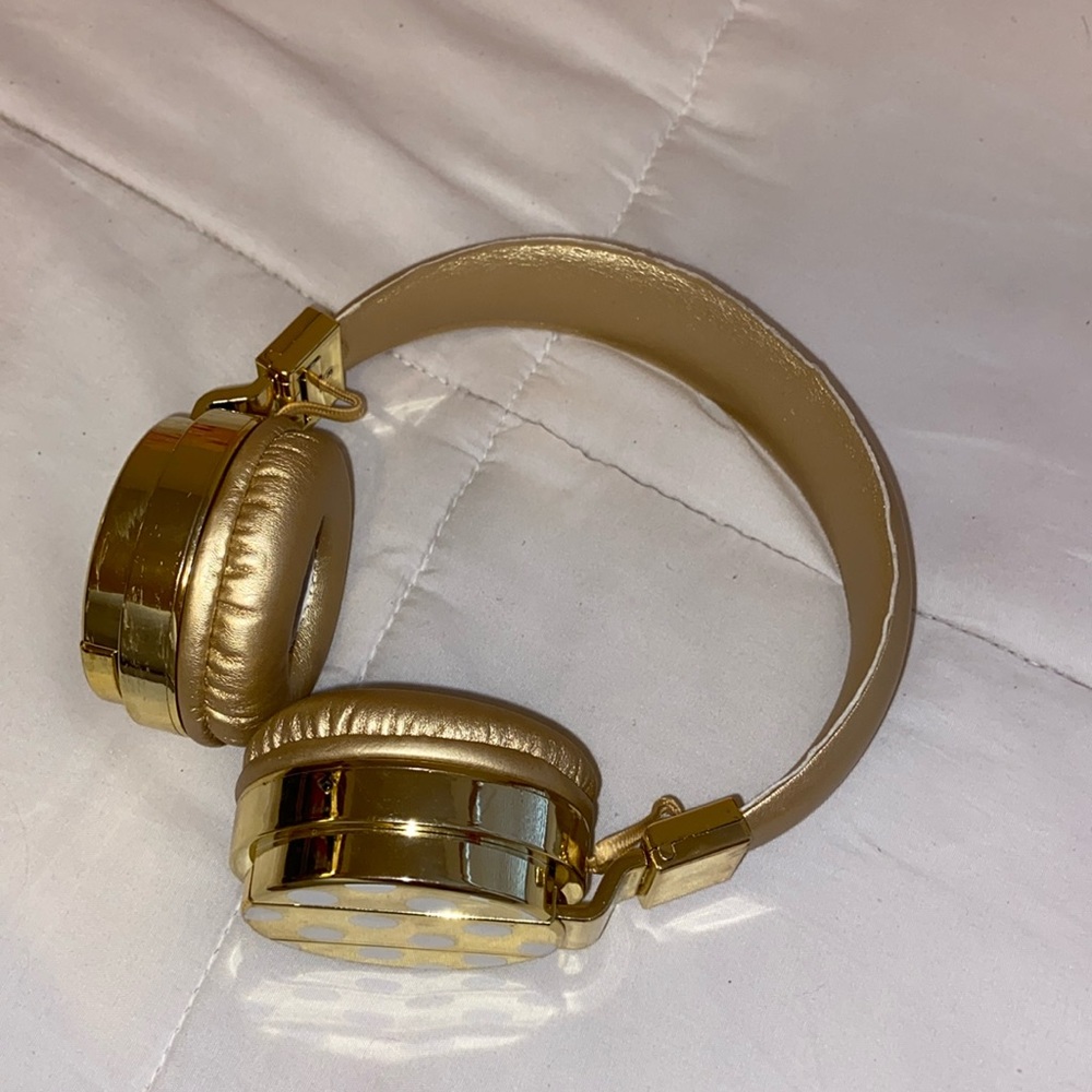 Pottery Barn Teen Bluetooth Headphones